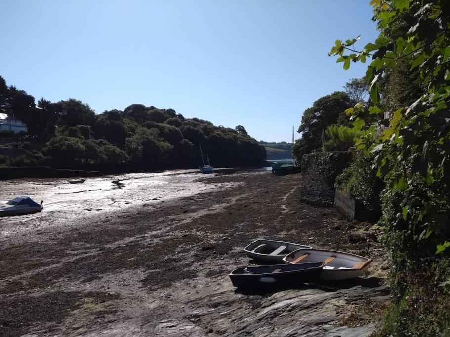 Dingley Dell - Superb Location For Truro In Private Accommodation Perranwell Exterior foto